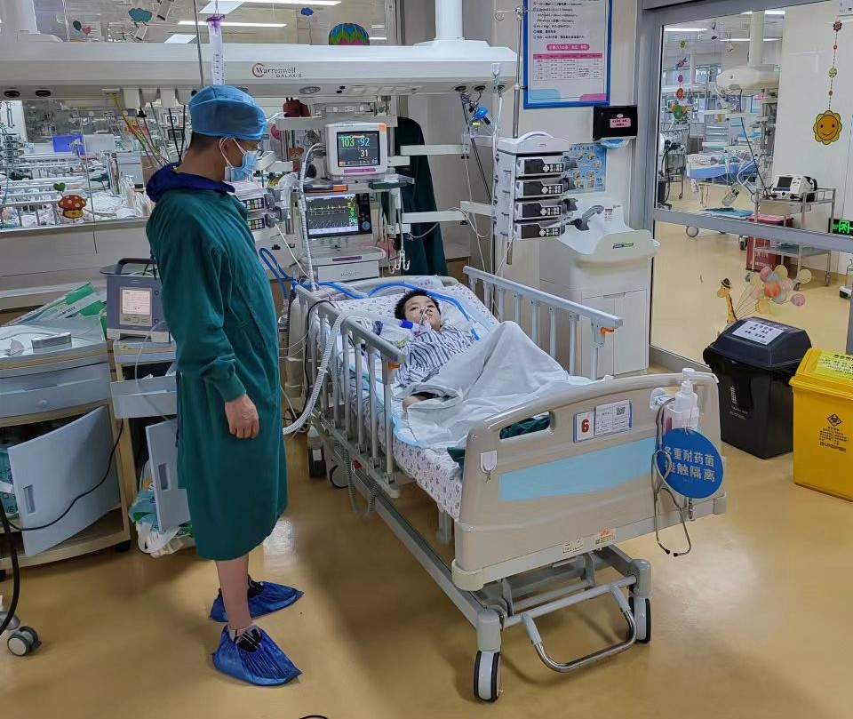 新蔡县跨省救护车出租公司