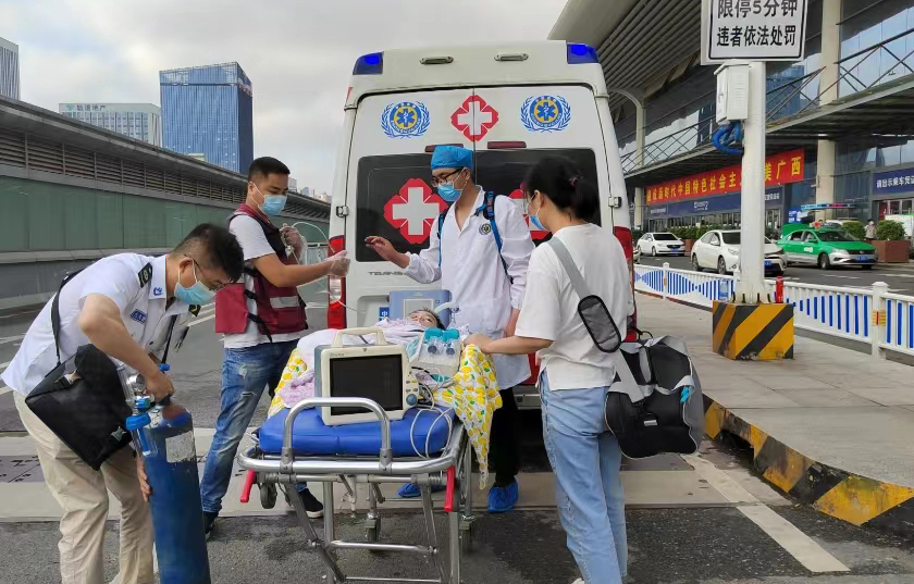 新蔡县救护车出租公司