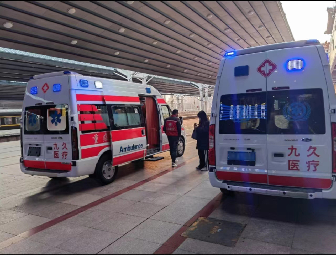 新蔡县救护车长途转运